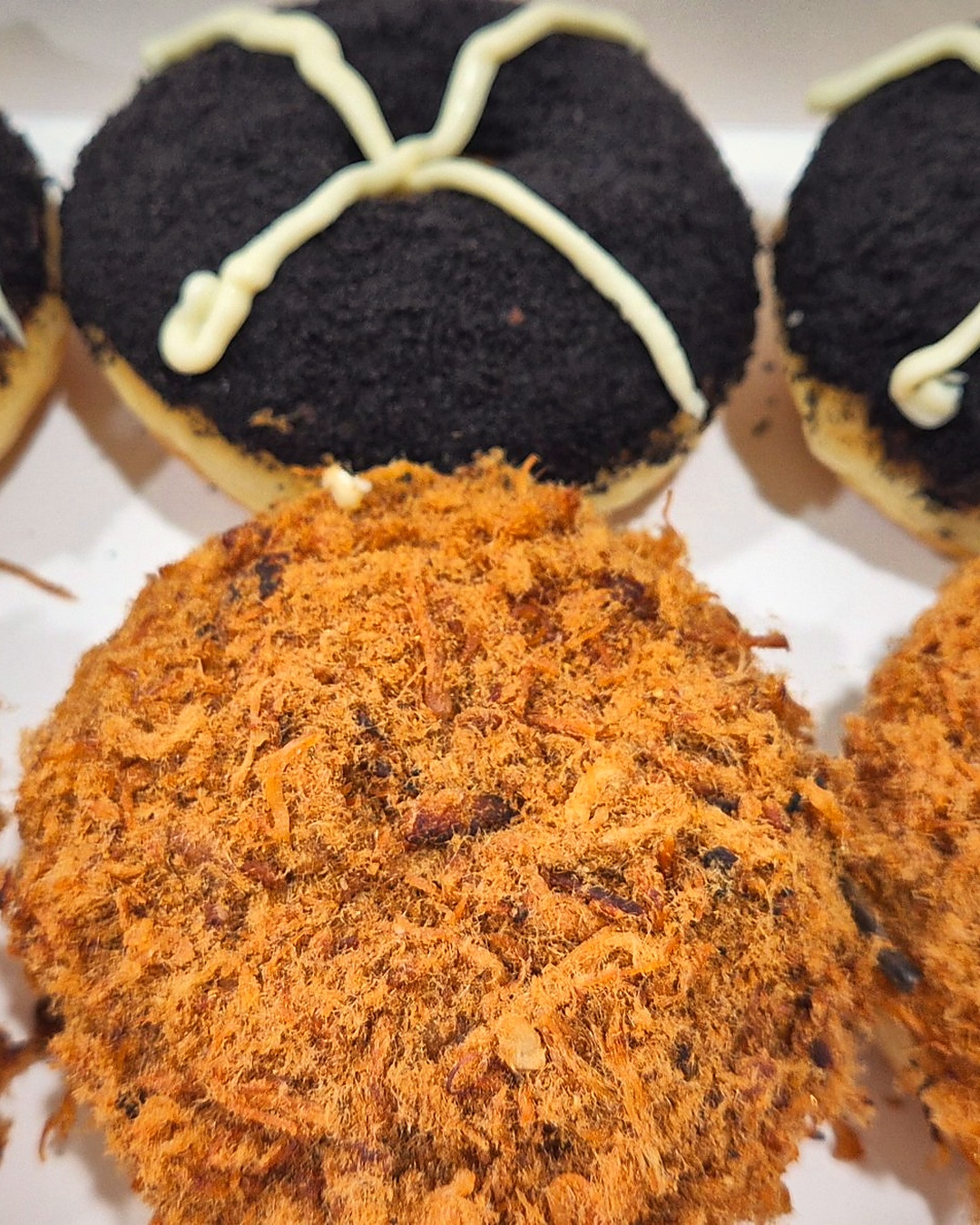 Donat Abon Oreo